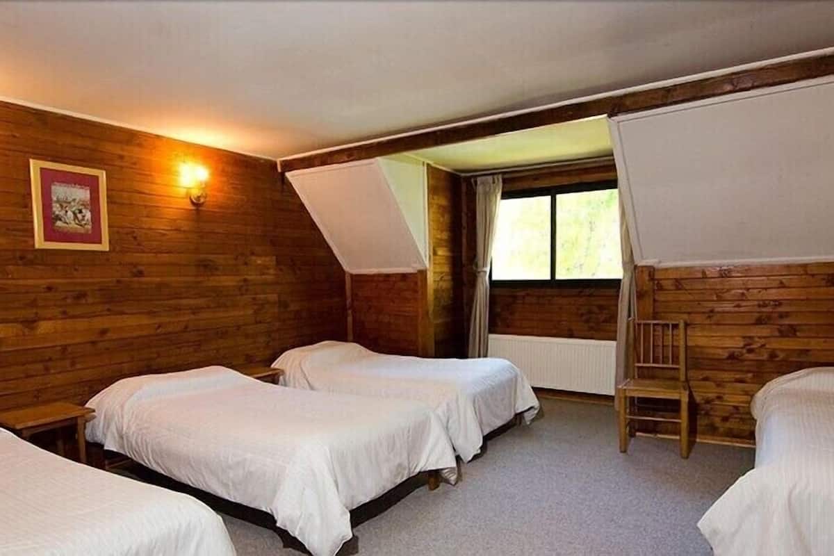 Cabaña estándar, 3 habitaciones | Wifi gratis y ropa de cama