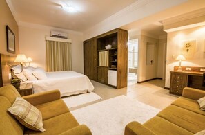 Luxury Suite, 1 King Bed | Minibar, desk, blackout drapes, free WiFi