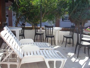 Property grounds - Hotel de Cine Las Golondrinas (Villa Gesell)