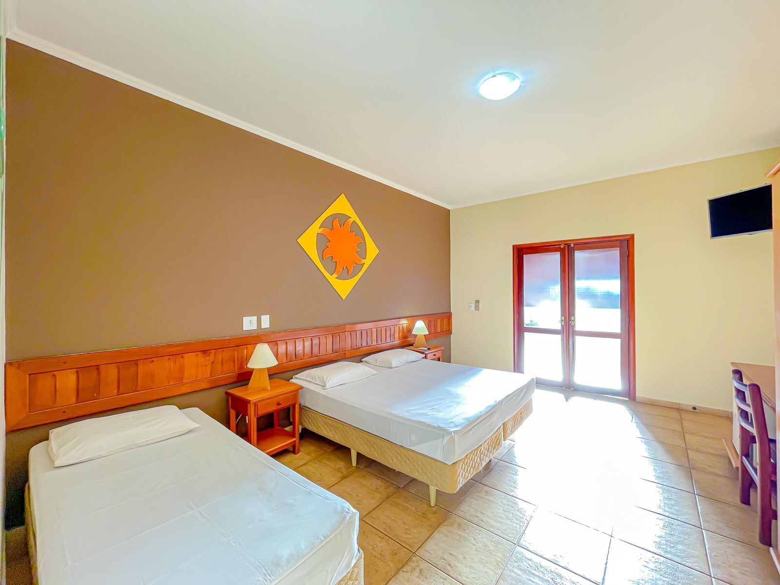 minibar, in-room safe, free wifi