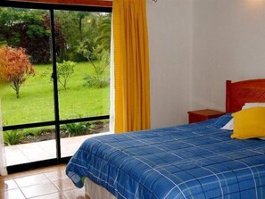 Room - Kahina Lodge (Hanga Roa)