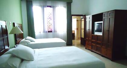Hotel Casa Del Sol