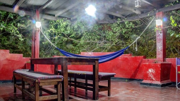 Outdoor banquet area - Hostel Club (Mendoza)