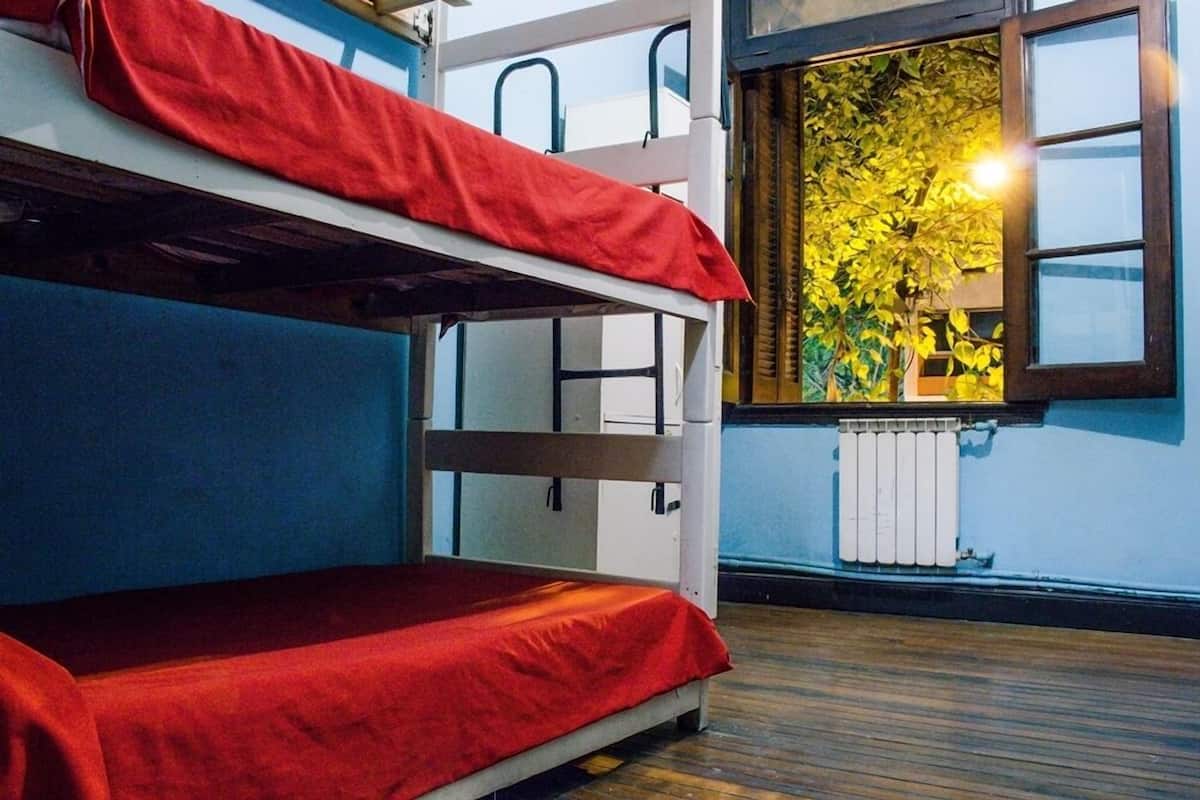 Dormitorio condiviso, dormitorio misto, bagno privato (6 People) | Wi-Fi gratuito