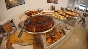 Dagelijks ontbijtbuffet inbegrepen