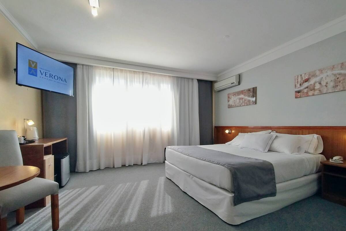 Superior tweepersoonskamer | Een minibar, een kluis op de kamer, gratis wifi, beddengoed