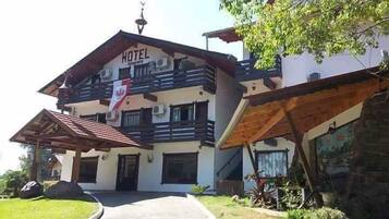 Free continental breakfast