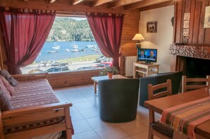 View from property - Valle Hermoso Apart Hotel (San Martín de los Andes)