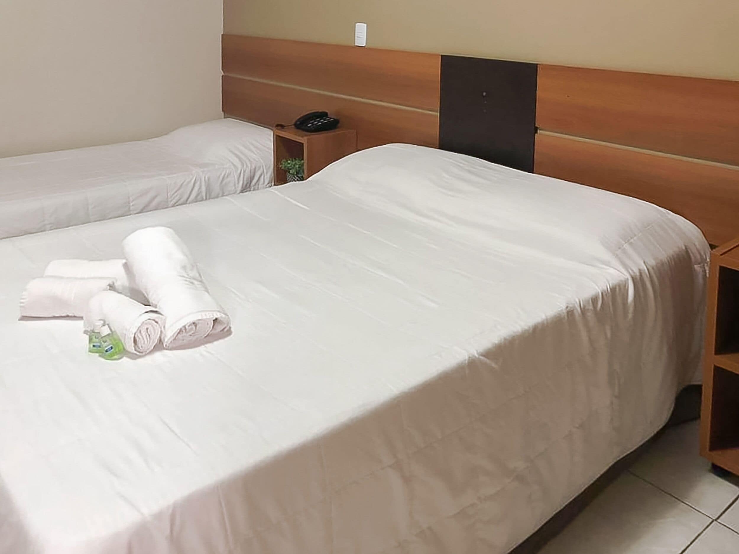 standard double room | 1 bedroom, minibar, free wifi, bed sheets