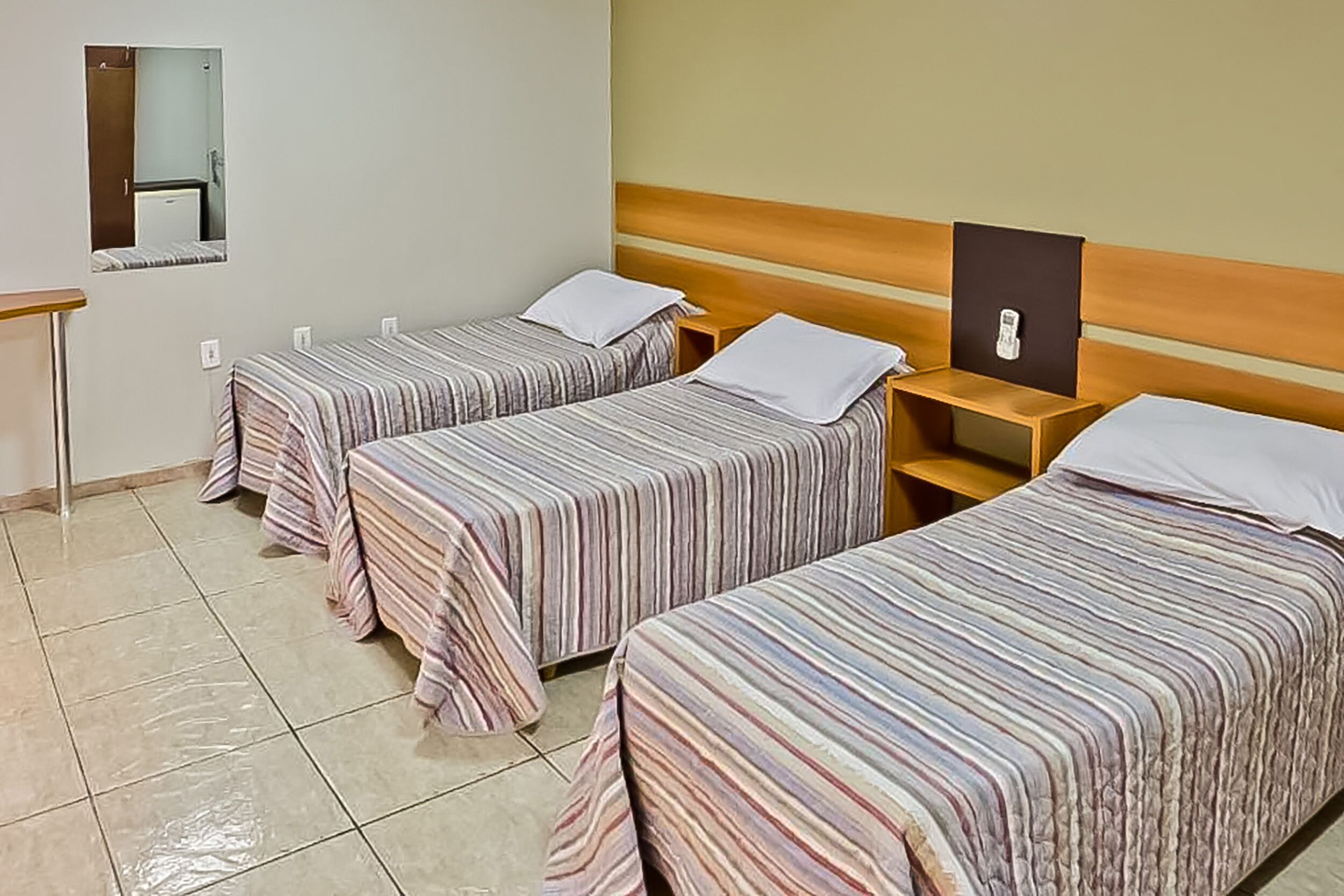 standard triple room | 1 bedroom, minibar, free wifi, bed sheets