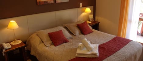 Deluxe Room, Mountain View | In-room safe, desk, free WiFi, bed sheets