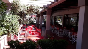 Dining - Hotel Sardegna (Pinamar)