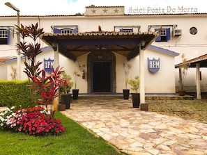 Fachada da propriedade