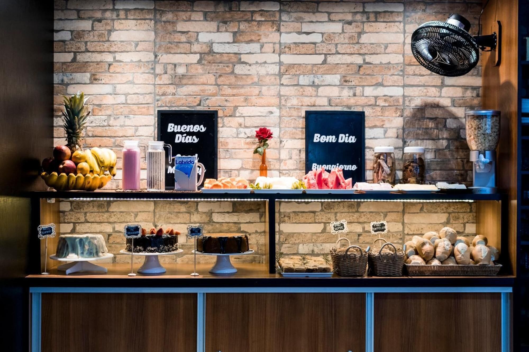 Foto - Rezende Suítes