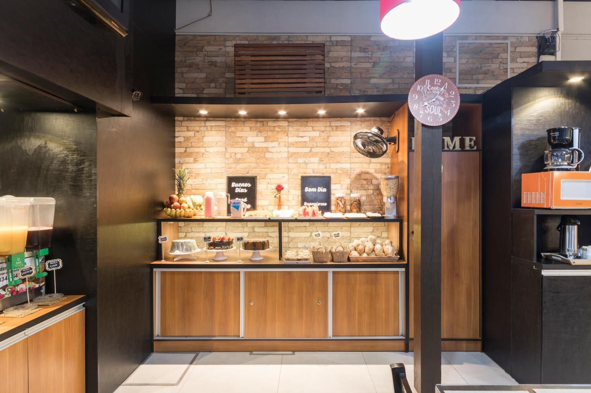 Foto - Rezende Suítes