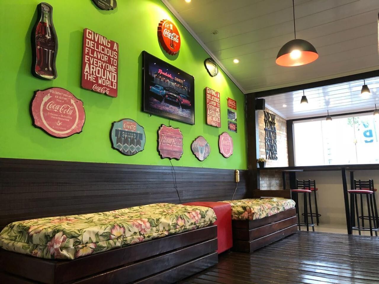 Foto - Rezende Suítes