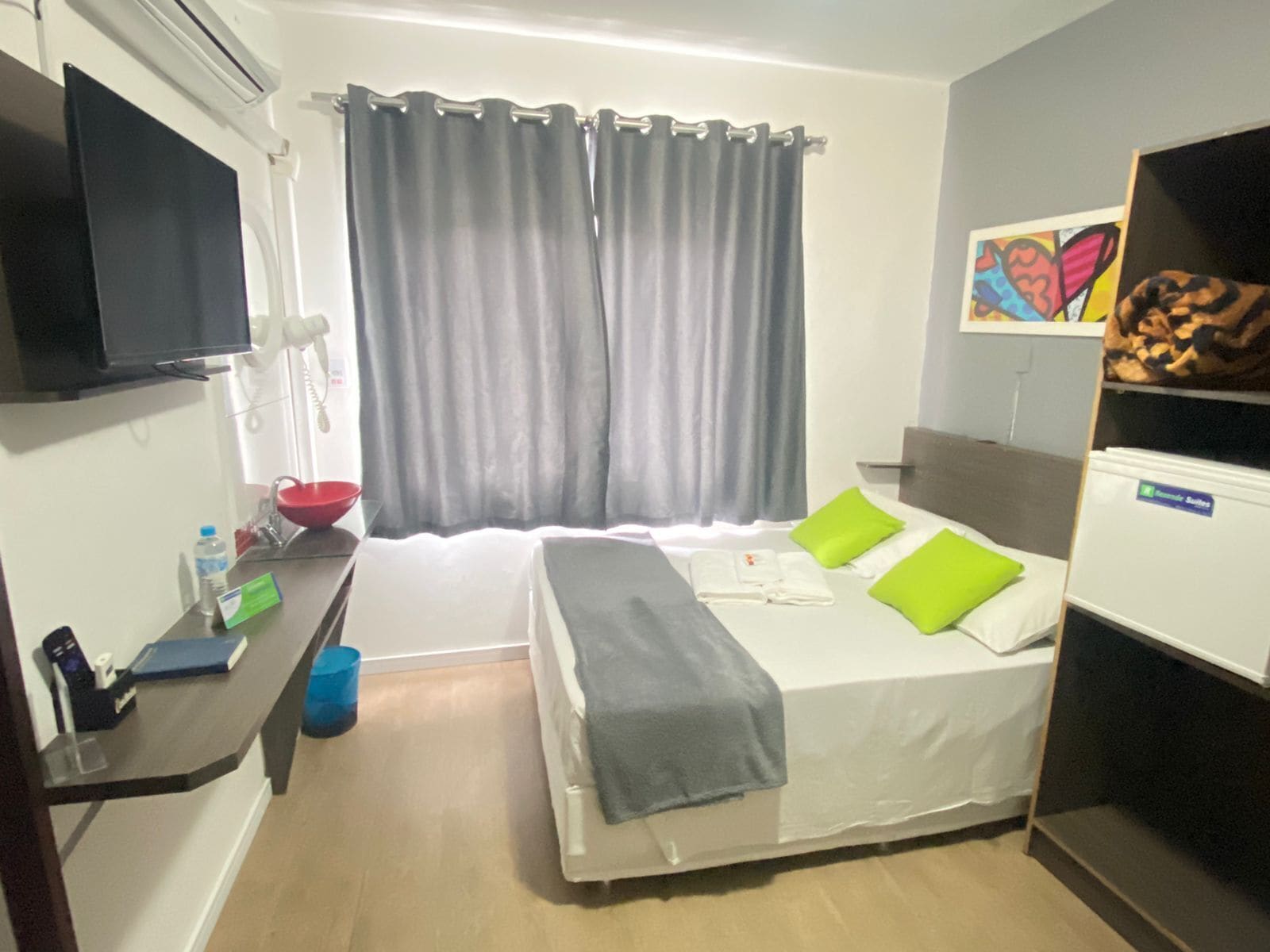 Foto - Rezende Suítes