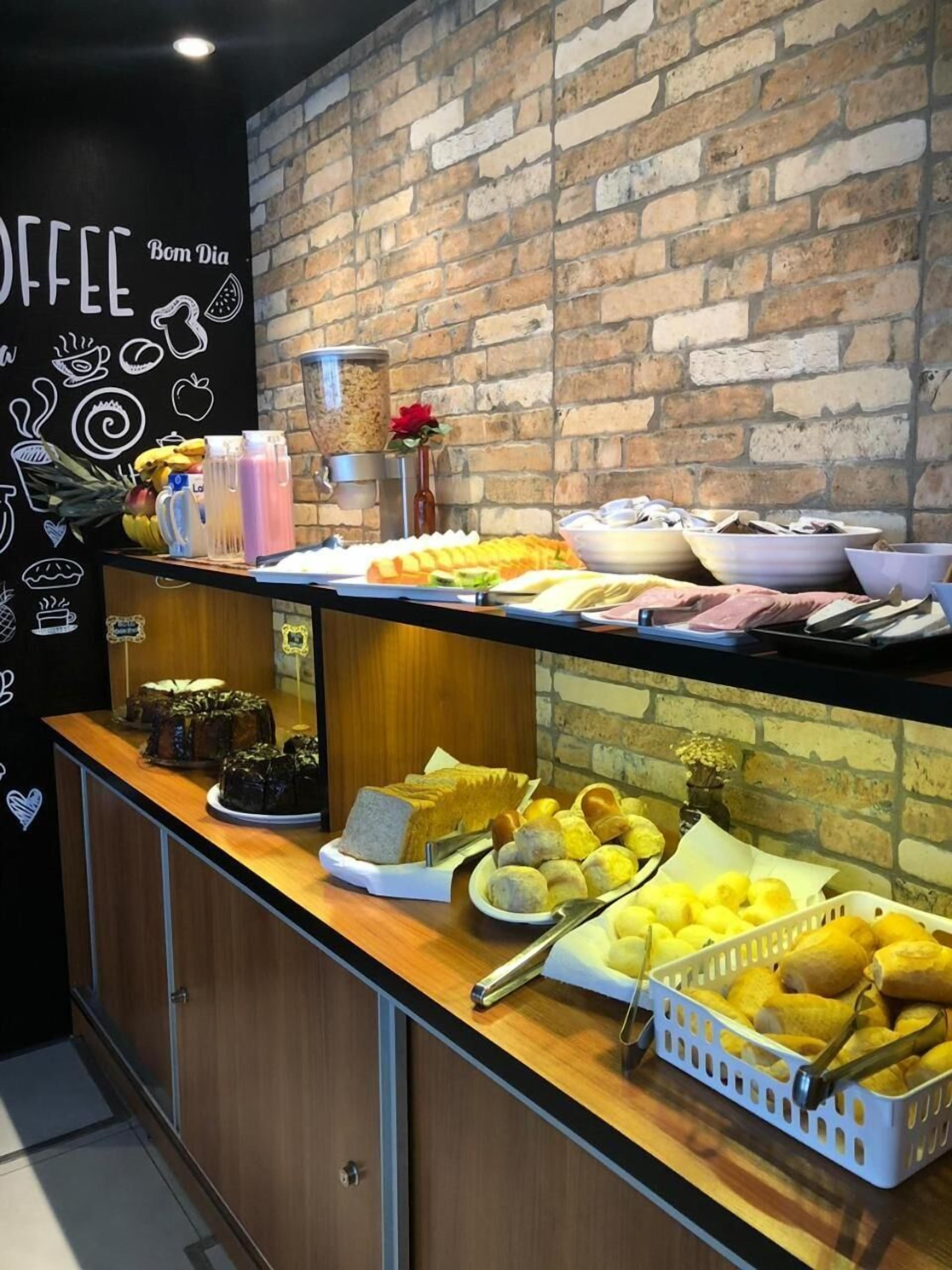 Foto - Rezende Suítes