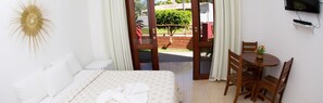 Double or Twin Room | Desk, blackout drapes, bed sheets - Pousada Recanto dos Milagres (São Miguel dos Milagres)