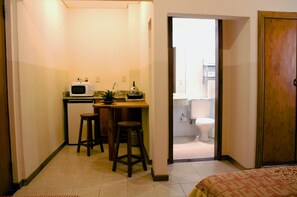 Minibar, caja de seguridad en la habitación y cunas gratuitas 