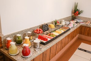 Petit déjeuner buffet compris tous les jours