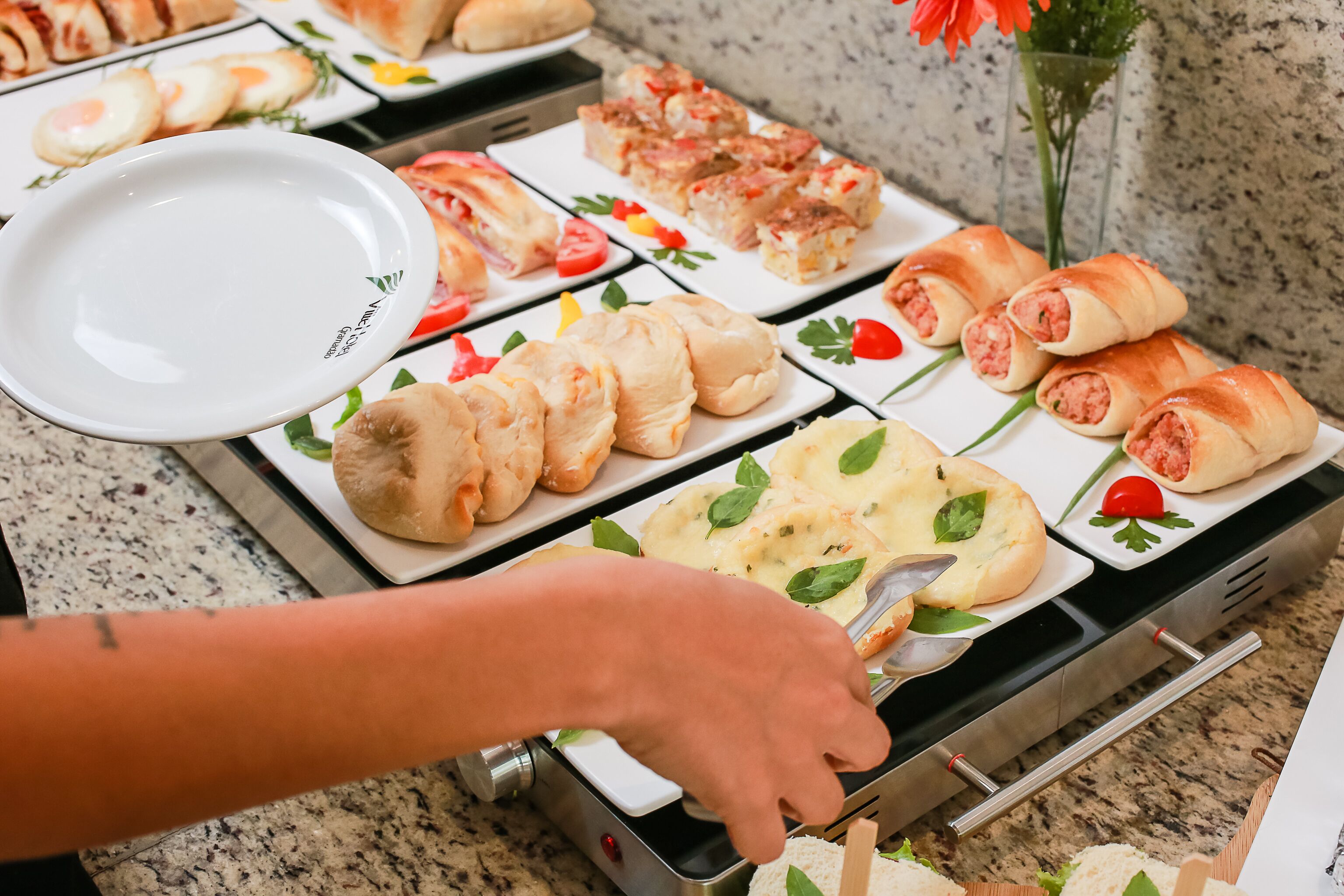 Bữa sáng buffet