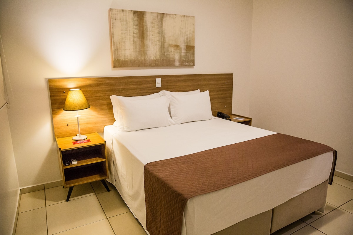 Luxury Double Room | Minibar, desk, blackout curtains, iron/ironing board