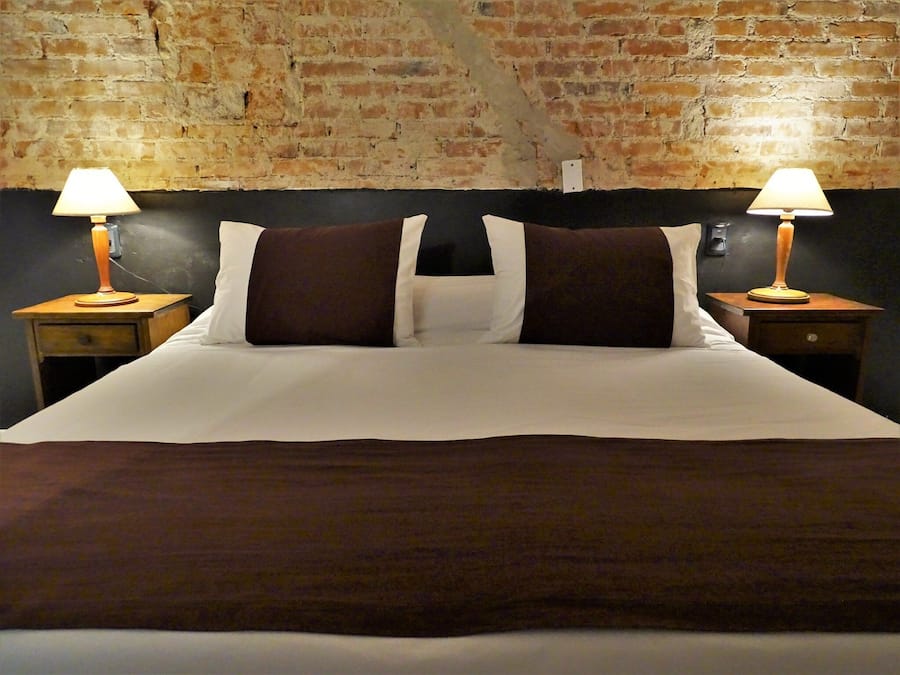 Habitación estándar con 1 cama matrimonial o 2 individuales | Minibar, wifi gratis y ropa de cama