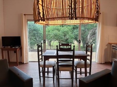 Deluxe Cabin | 2 bedrooms, minibar, free WiFi, bed sheets