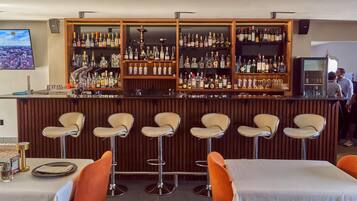 Bar (en el alojamiento)
