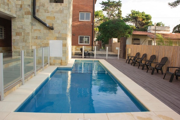 Piscine extérieure (ouverte en saison)