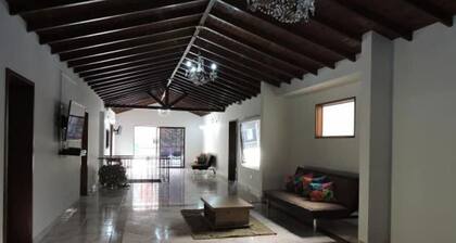 Hotel Porton Colonial