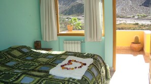 Chambre Double, salle de bains privée