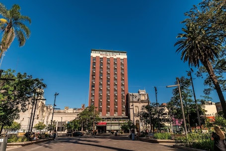 Exterior. Ramada Plaza by Wyndham Tucuman