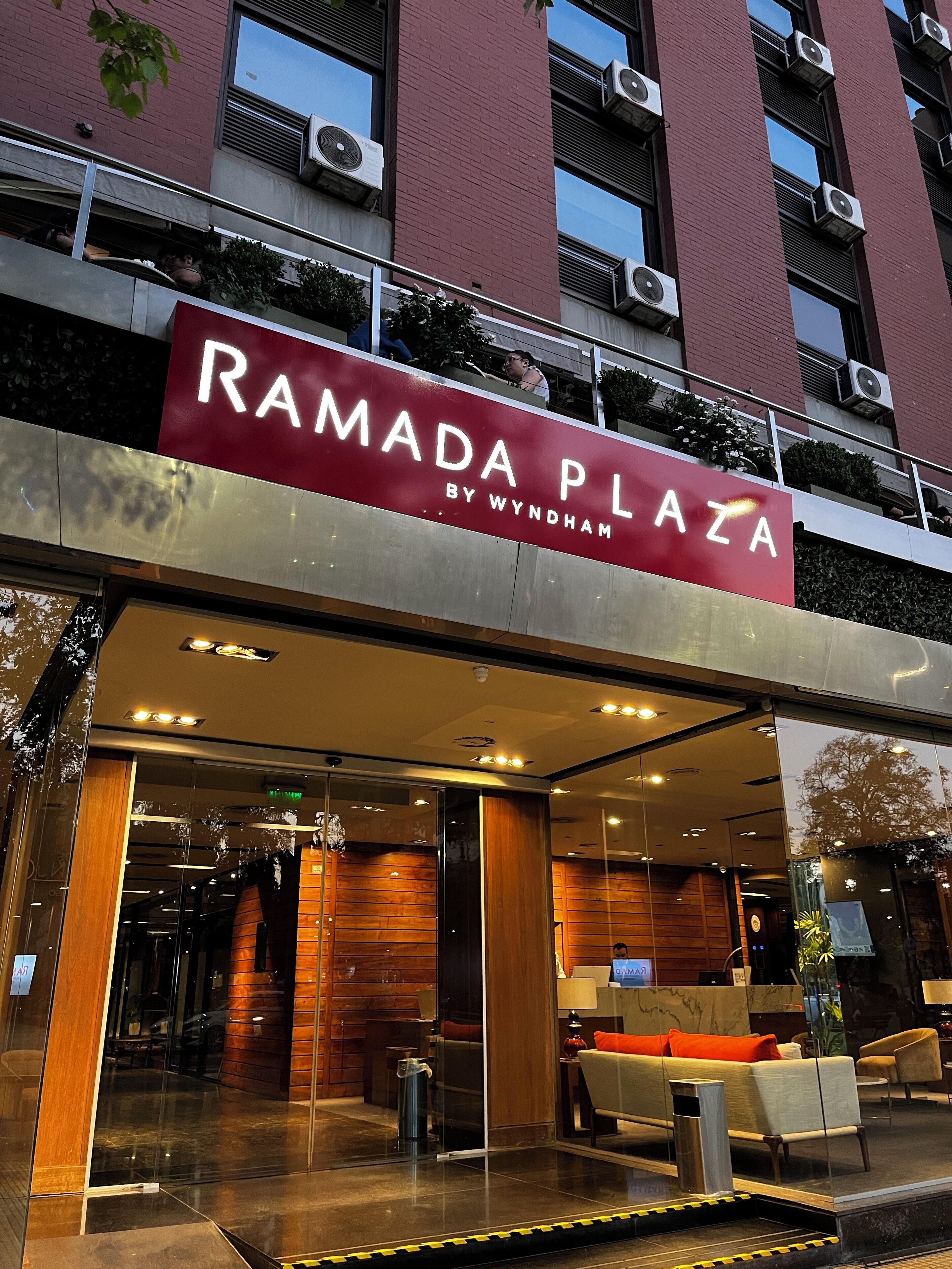 숙박 시설 정면