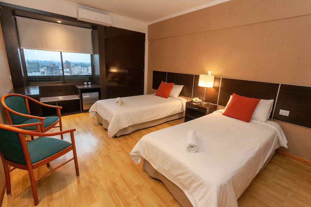 1 bedroom, in-room safe, blackout curtains, soundproofing