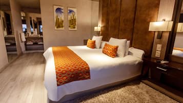 Premium Suite, 1 King Bed, Non Smoking