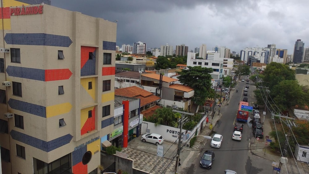 Hotel Pirâmide by null