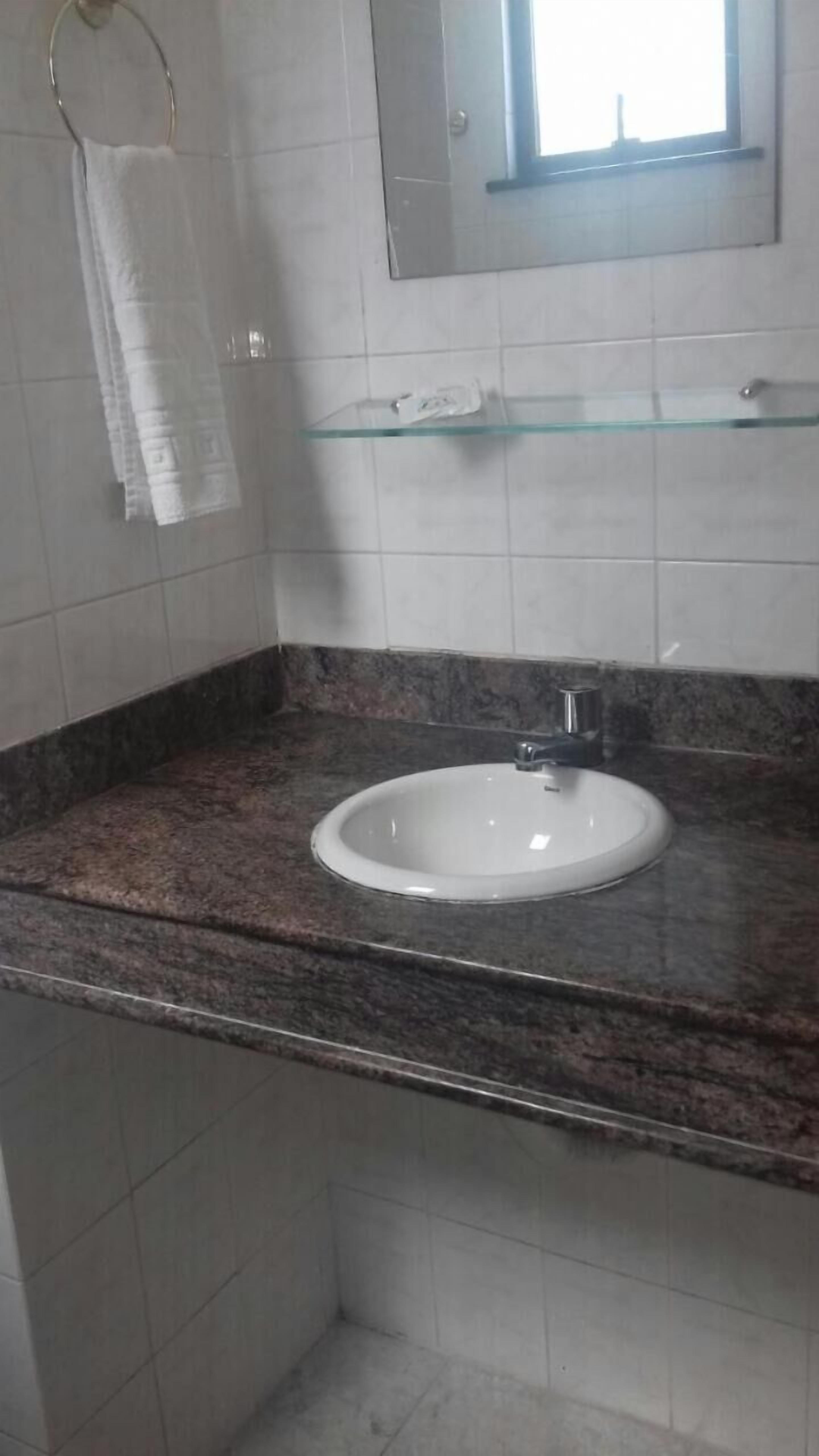 Foto - Hotel Piramide Pituba - Av Paulo VI