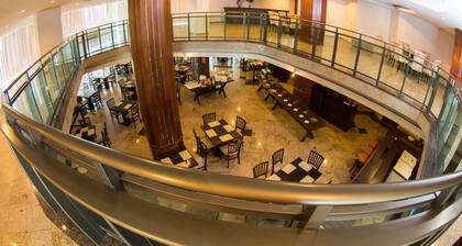 Lagoa Serena Flat Hotel