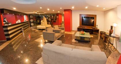 Lagoa Serena Flat Hotel