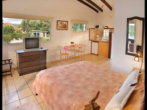 Standard Double Room, 1 Queen Bed, Balcony, Mountain View | In-room safe, blackout curtains, free WiFi, bed sheets - Badwiessee Apart Hotel & Spa (Villa General Belgrano)