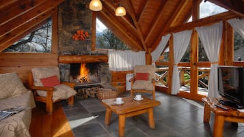 Casa Comfort, 2 camere da letto | Soggiorno | Tavolo da ping pong