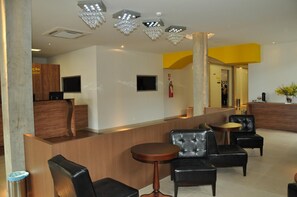 Lobby - Hotel Ipê MS (Campo Grande)