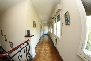 Interior - Hostal del Cerro (Santiago)