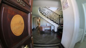 Entrada de la propiedad