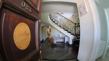 Entrada de la propiedad