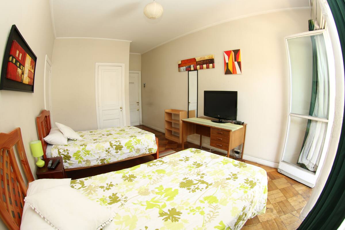 Economy Single Room, 1 Twin Bed, Shared Bathroom | Iron/ironing board (on request), WiFi (free)