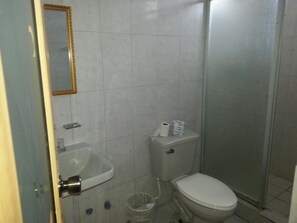 Bathroom - Backpackers Las Pesas (Panama City)