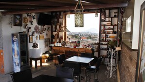 Bar (on property) - Hotel y Cabañas Una Cosita de Zacatlan (Zacatlán)